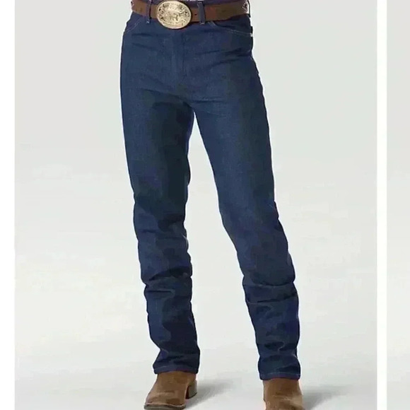 Wrangler Slim Fit Jean - Picture 1 of 7
